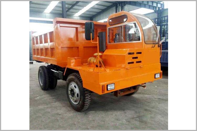 四不像翻斗自卸車